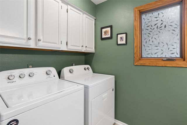 921 SE Peterson Drive, Ankeny, IA 50021