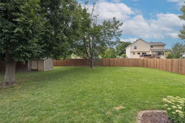 921 SE Peterson Drive, Ankeny, IA 50021