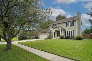 921 SE Peterson Drive, Ankeny, IA 50021