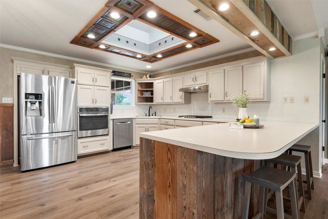 3057 Holy Road, Abbott, TX 76621