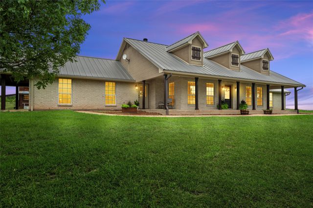 3057 Holy Road, Abbott, TX 76621