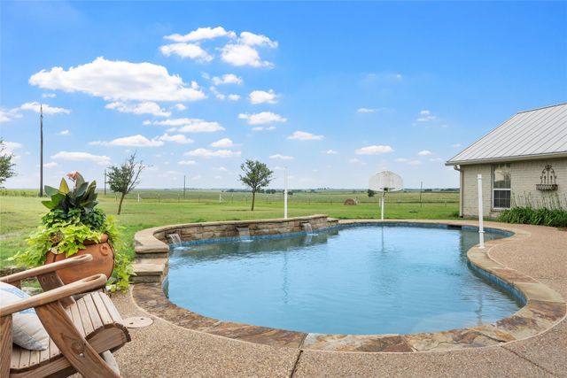 3057 Holy Road, Abbott, TX 76621