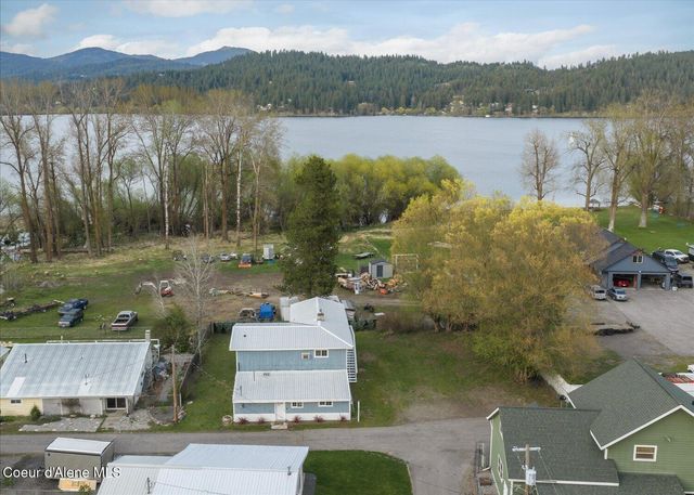 11102 N 4th ST, Hauser, ID 83854