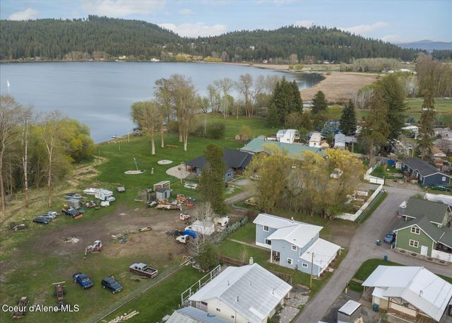 11102 N 4th ST, Hauser, ID 83854