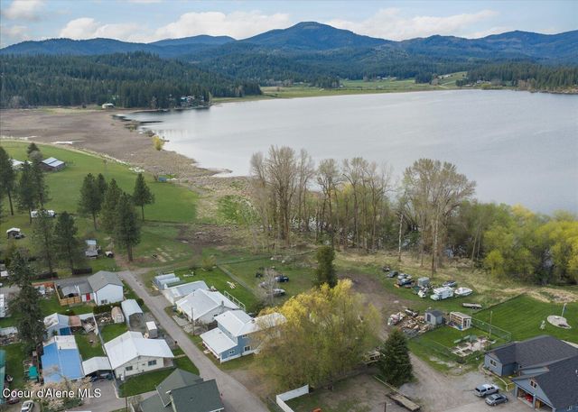 11102 N 4th ST, Hauser, ID 83854