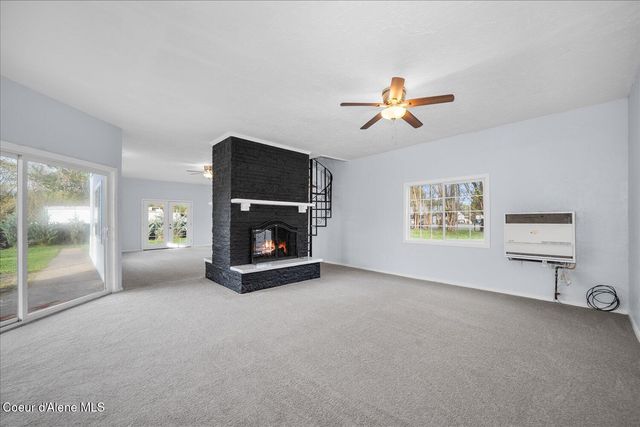 11102 N 4th ST, Hauser, ID 83854