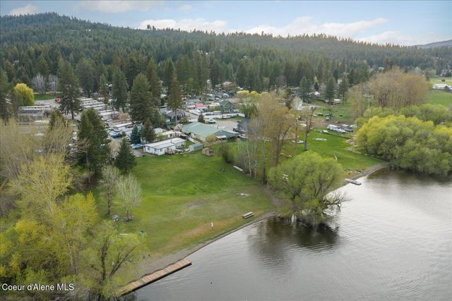 11102 N 4th ST, Hauser, ID 83854