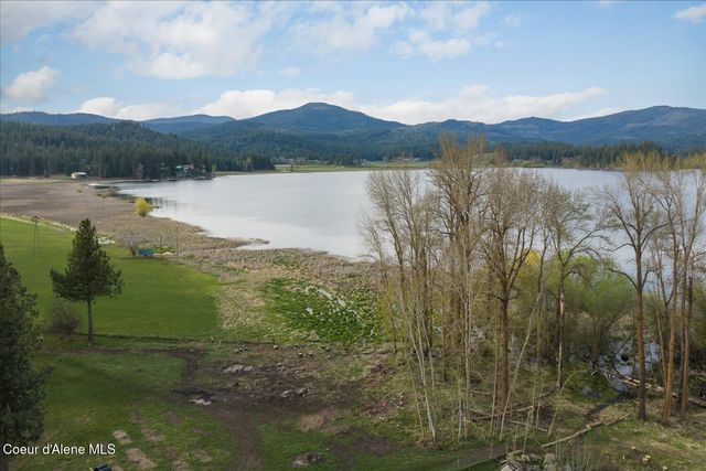 11102 N 4th ST, Hauser, ID 83854
