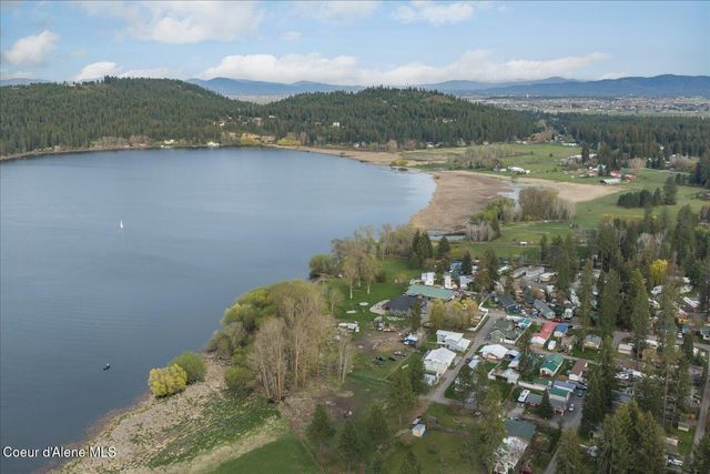 11102 N 4th ST, Hauser, ID 83854