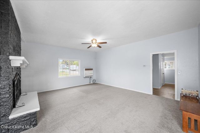 11102 N 4th ST, Hauser, ID 83854