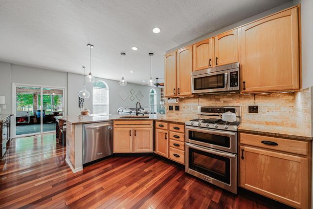 2154 Pleasant Colony Drive, Lewis Center, OH 43035