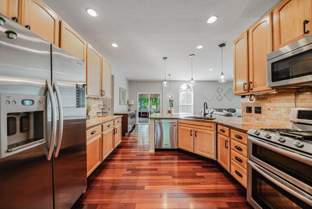2154 Pleasant Colony Drive, Lewis Center, OH 43035