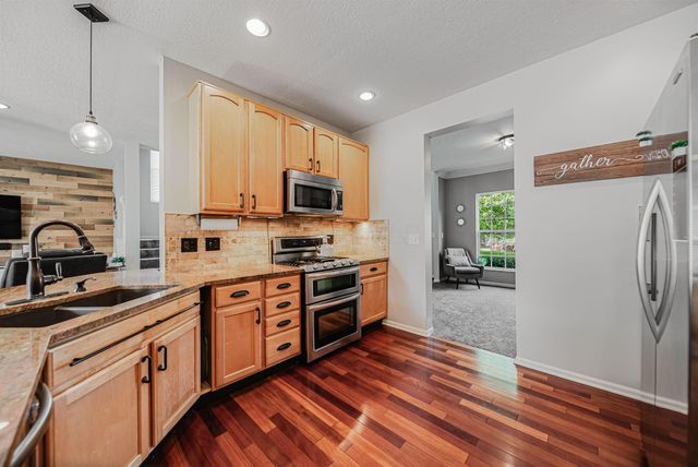 2154 Pleasant Colony Drive, Lewis Center, OH 43035