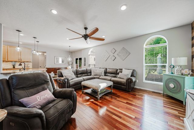 2154 Pleasant Colony Drive, Lewis Center, OH 43035