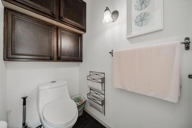 2154 Pleasant Colony Drive, Lewis Center, OH 43035