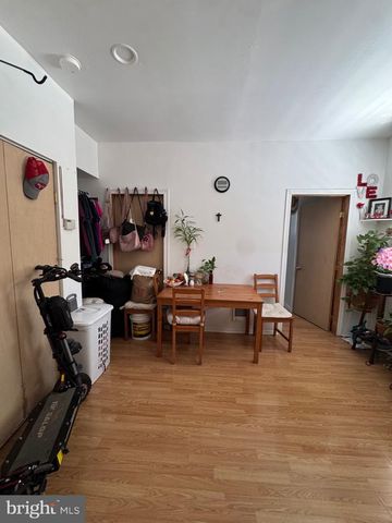610 SNYDER AVE, Philadelphia, PA 19148