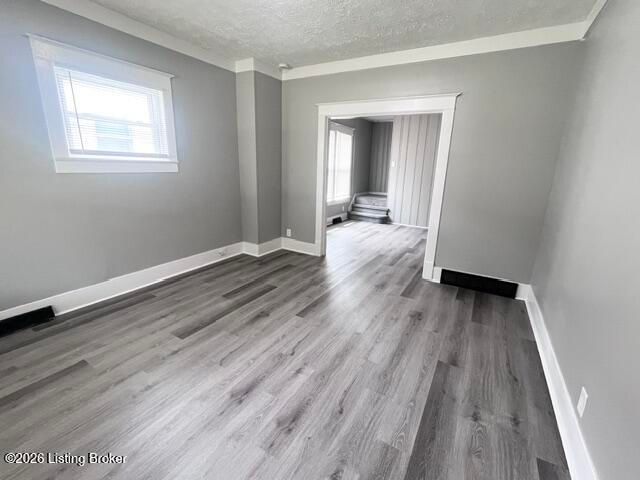 3748 Kahlert Ave, Louisville, KY 40215