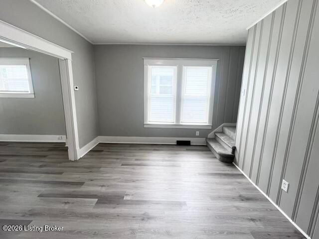 3748 Kahlert Ave, Louisville, KY 40215