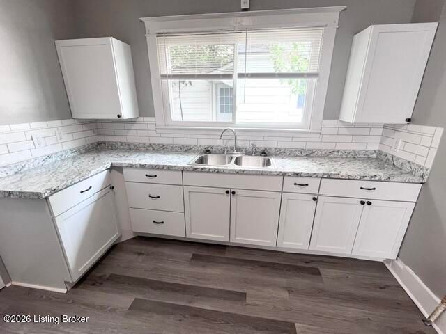 3748 Kahlert Ave, Louisville, KY 40215