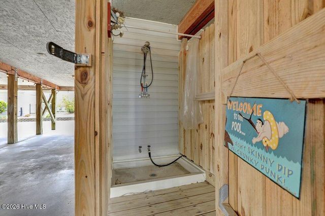 221 Lazy Day Drive, Holly Ridge, NC 28445