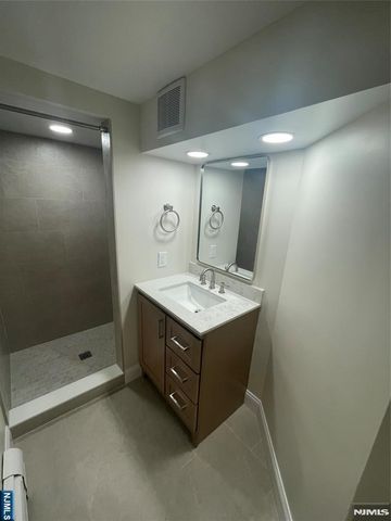 114 Sunset Lane, Tenafly, NJ 07670