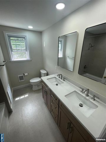 114 Sunset Lane, Tenafly, NJ 07670