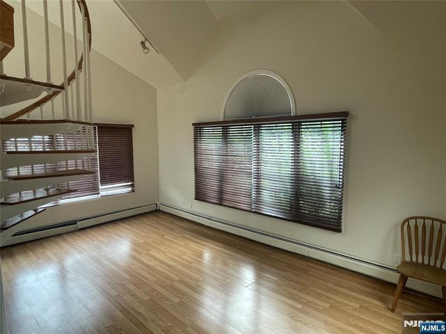 114 Sunset Lane, Tenafly, NJ 07670