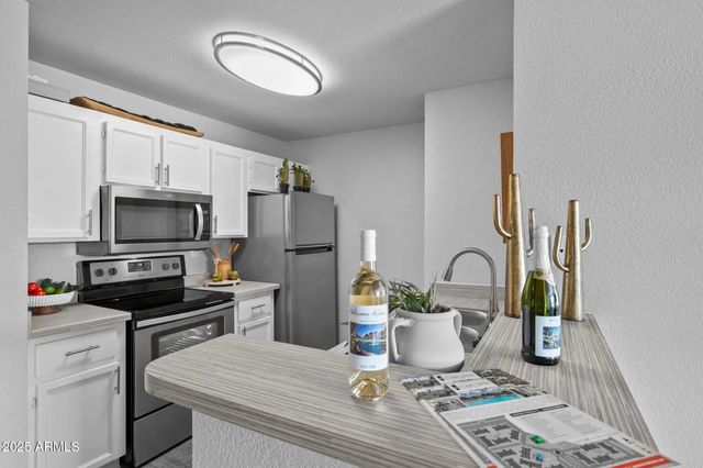 1320 N MCQUEEN Road A1, Chandler, AZ 85225