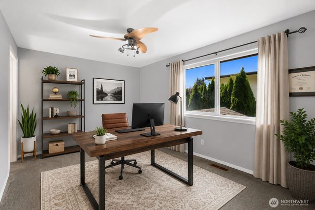7523 141st Avenue NE, Redmond, WA 98052