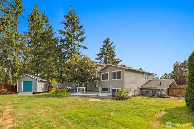 7523 141st Avenue NE, Redmond, WA 98052
