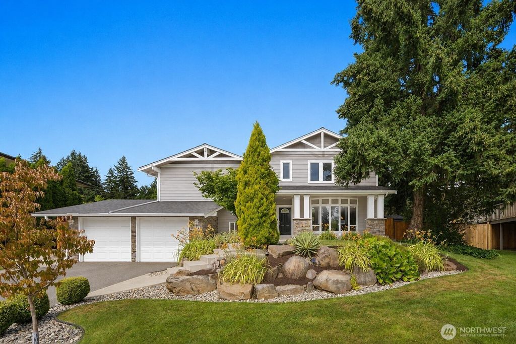 7523 141st Avenue NE, Redmond, WA 98052