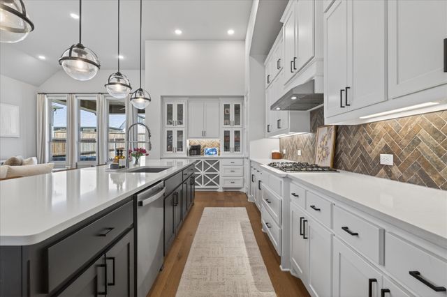 4116 Sandbrock Parkway, Aubrey, TX 76227