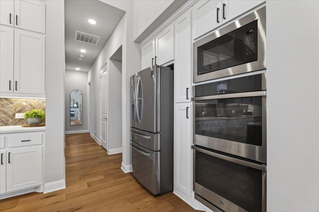 4116 Sandbrock Parkway, Aubrey, TX 76227