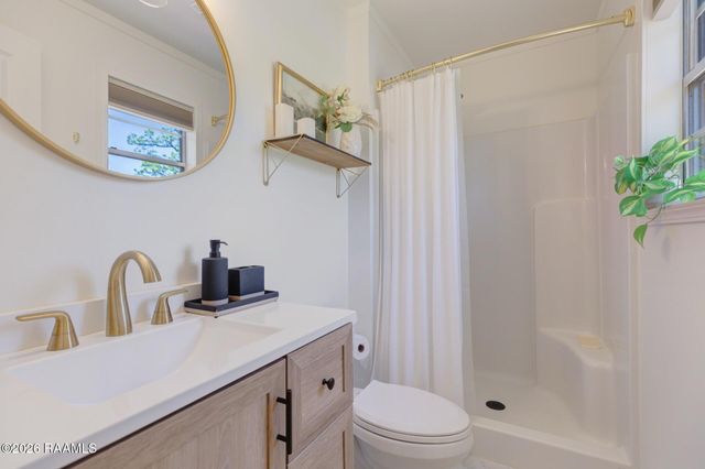 821 Chemin Agreable, Youngsville, LA 70592