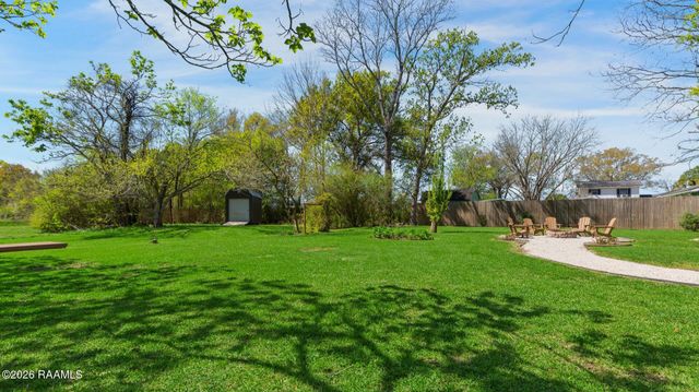 821 Chemin Agreable, Youngsville, LA 70592