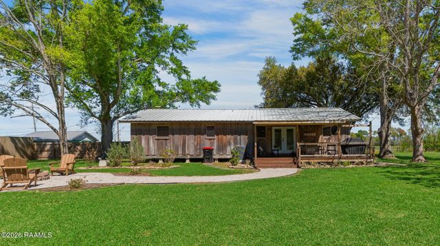 821 Chemin Agreable, Youngsville, LA 70592