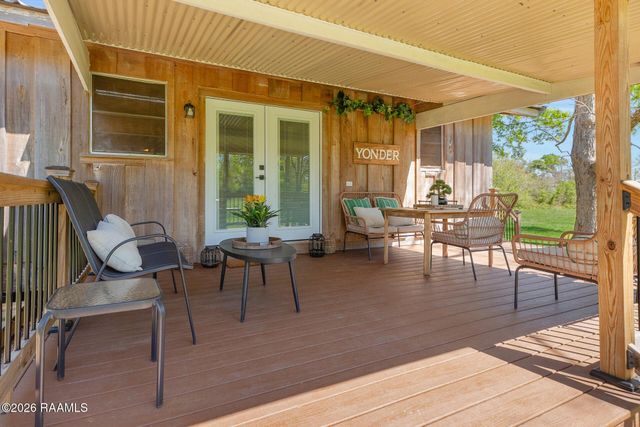 821 Chemin Agreable, Youngsville, LA 70592