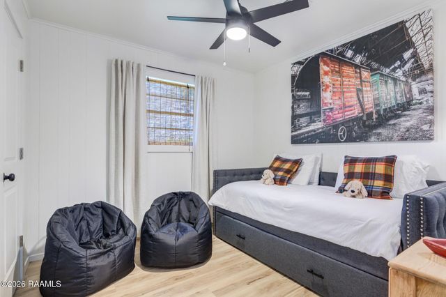 821 Chemin Agreable, Youngsville, LA 70592