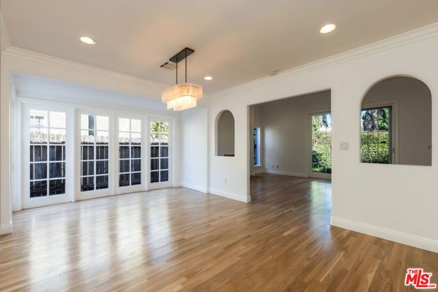 1557 N Stanley Avenue, Los Angeles, CA 90046