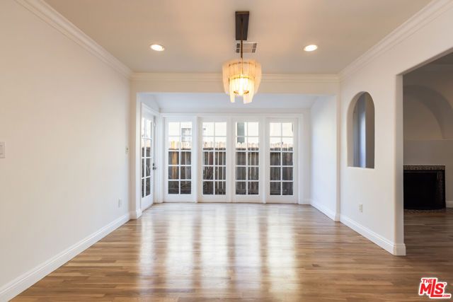 1557 N Stanley Avenue, Los Angeles, CA 90046