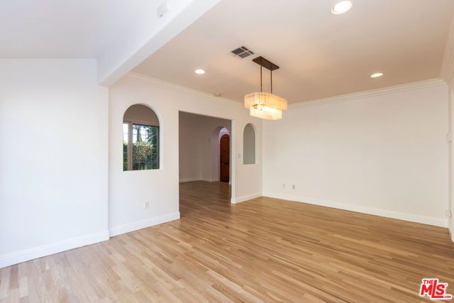 1557 N Stanley Avenue, Los Angeles, CA 90046