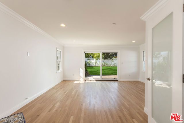 1557 N Stanley Avenue, Los Angeles, CA 90046