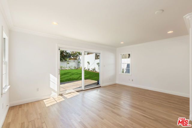 1557 N Stanley Avenue, Los Angeles, CA 90046