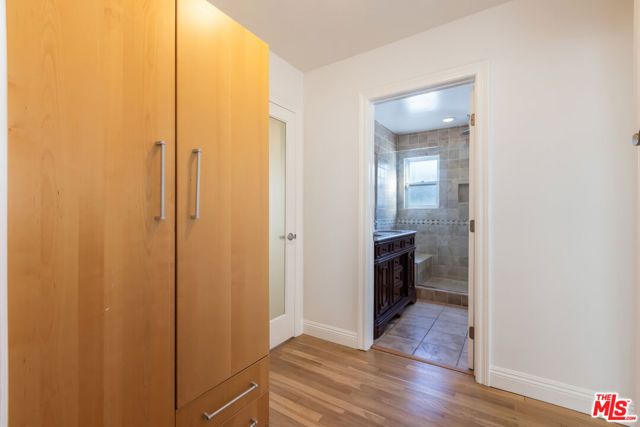 1557 N Stanley Avenue, Los Angeles, CA 90046