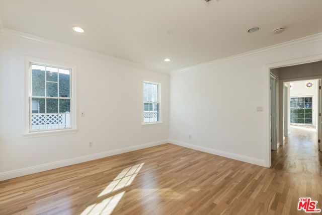 1557 N Stanley Avenue, Los Angeles, CA 90046