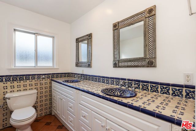 1557 N Stanley Avenue, Los Angeles, CA 90046