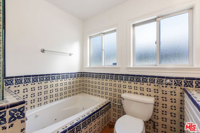 1557 N Stanley Avenue, Los Angeles, CA 90046