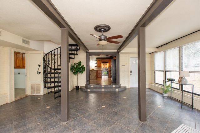 2328 Wildwood Way, Tool, TX 75143