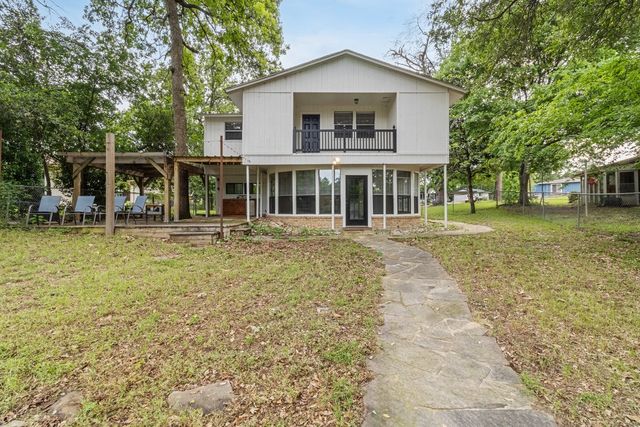 2328 Wildwood Way, Tool, TX 75143