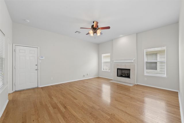 1605 Spanish Moss Way, Savannah, TX 76227